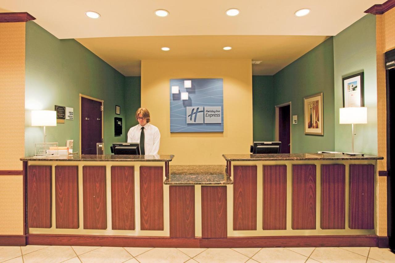 Holiday Inn Express Hotel & Suites Amarillo South By Ihg Buitenkant foto
