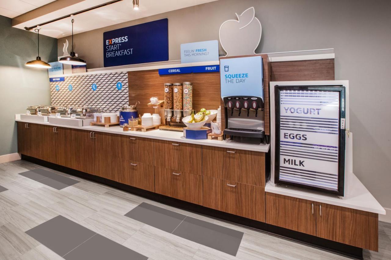Holiday Inn Express Hotel & Suites Amarillo South By Ihg Buitenkant foto